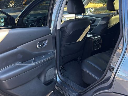 Used 2020 Nissan Murano SL w/ Moonroof Package image 10