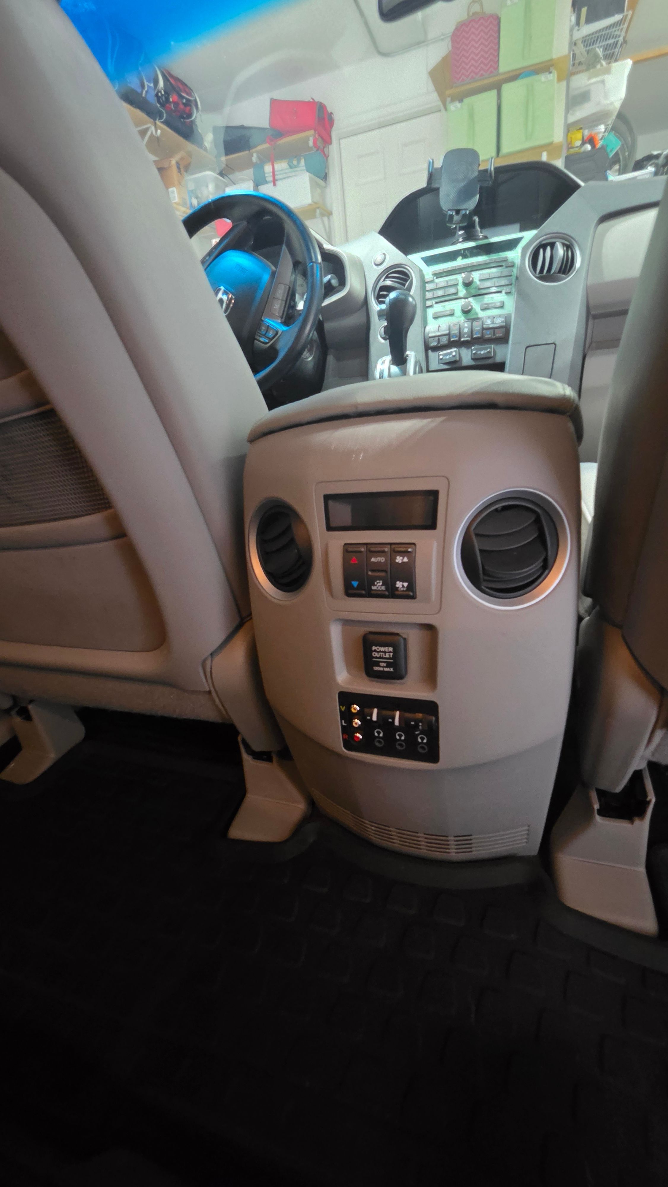 Used 2011 Honda Pilot Touring image 8