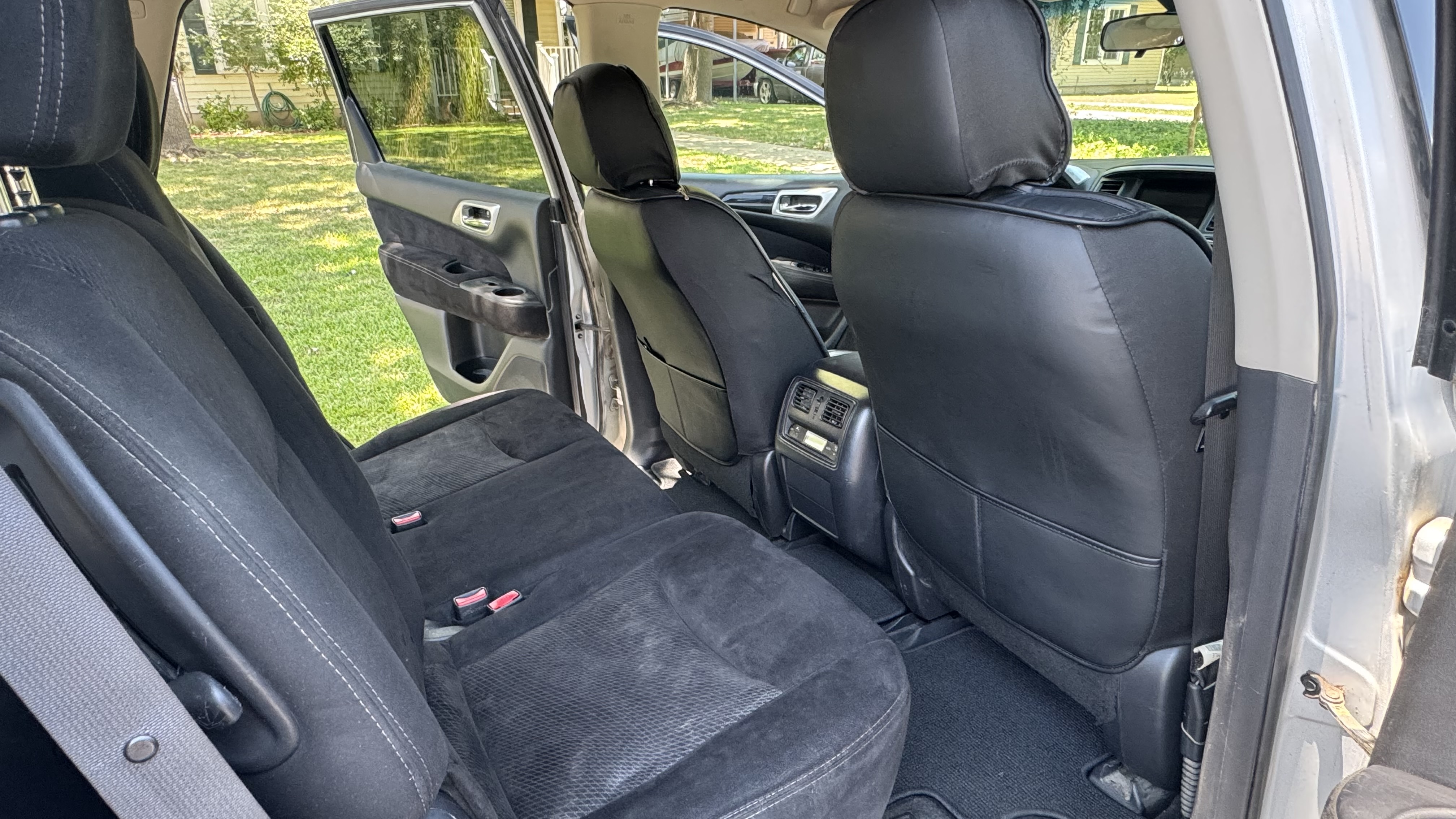 Used 2015 Nissan Pathfinder S FWD image 10