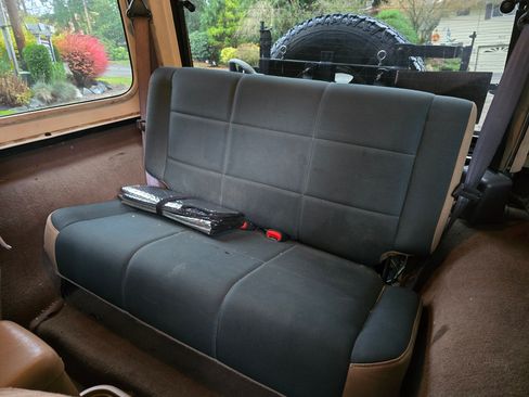 Used 2001 Jeep Wrangler Sahara image 6