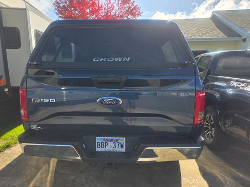 Used 2017 Ford F150 XLT image 1