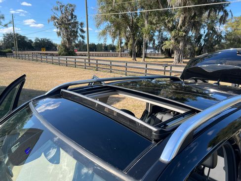 Used 2013 Mercedes-Benz GLK 250 BlueTEC 4MATIC image 32