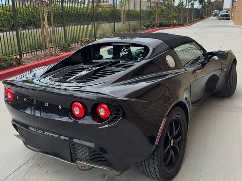 Used 2006 Lotus Elise image 6