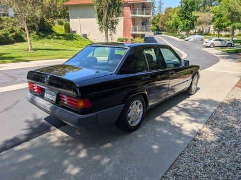 Used 1993 Mercedes-Benz 190 E 2.6 image 6