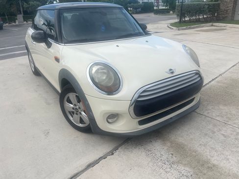 Used 2015 MINI Cooper 2-Door Hardtop image 11