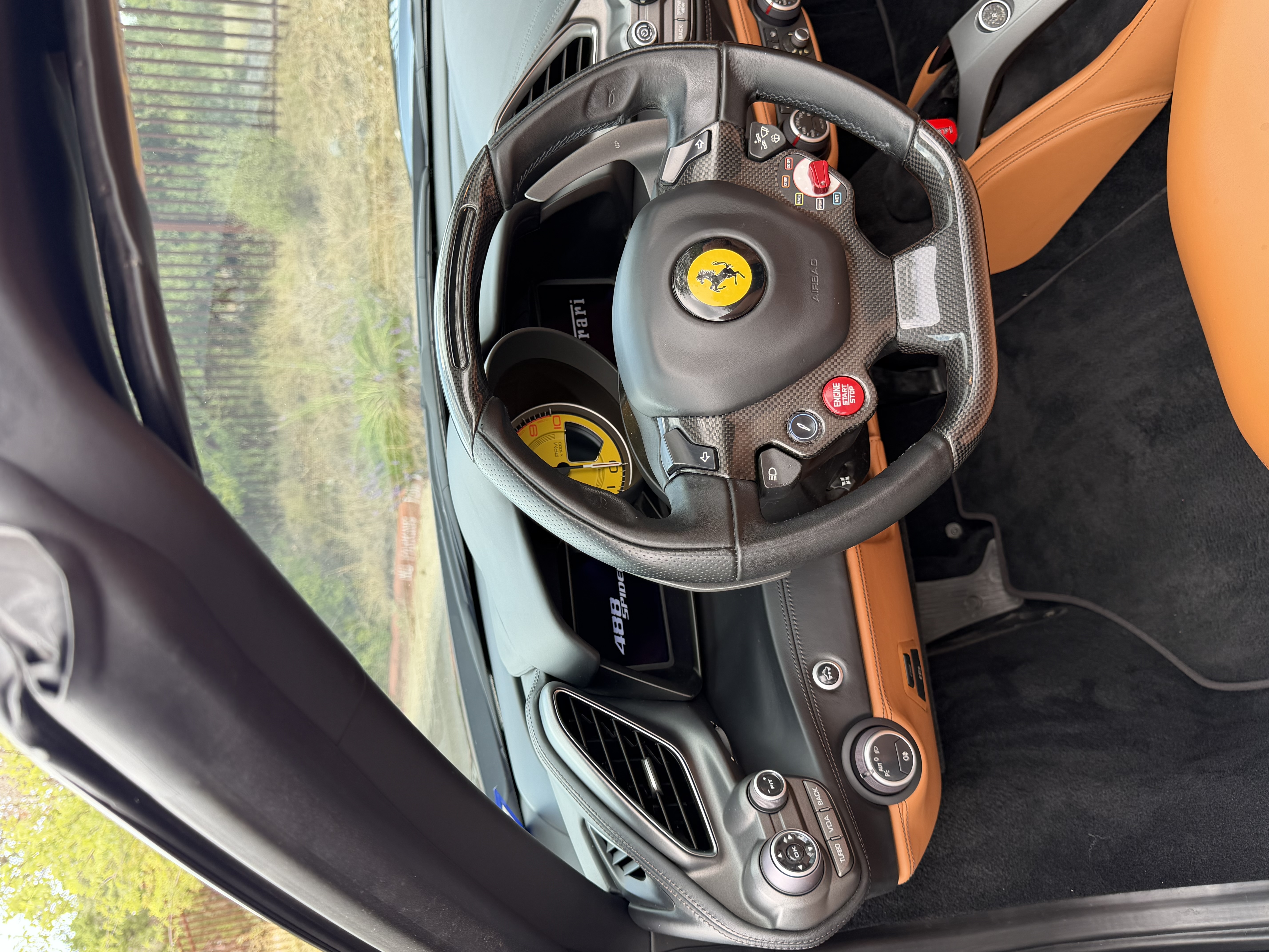Used 2017 Ferrari 488 Spider RWD image 21
