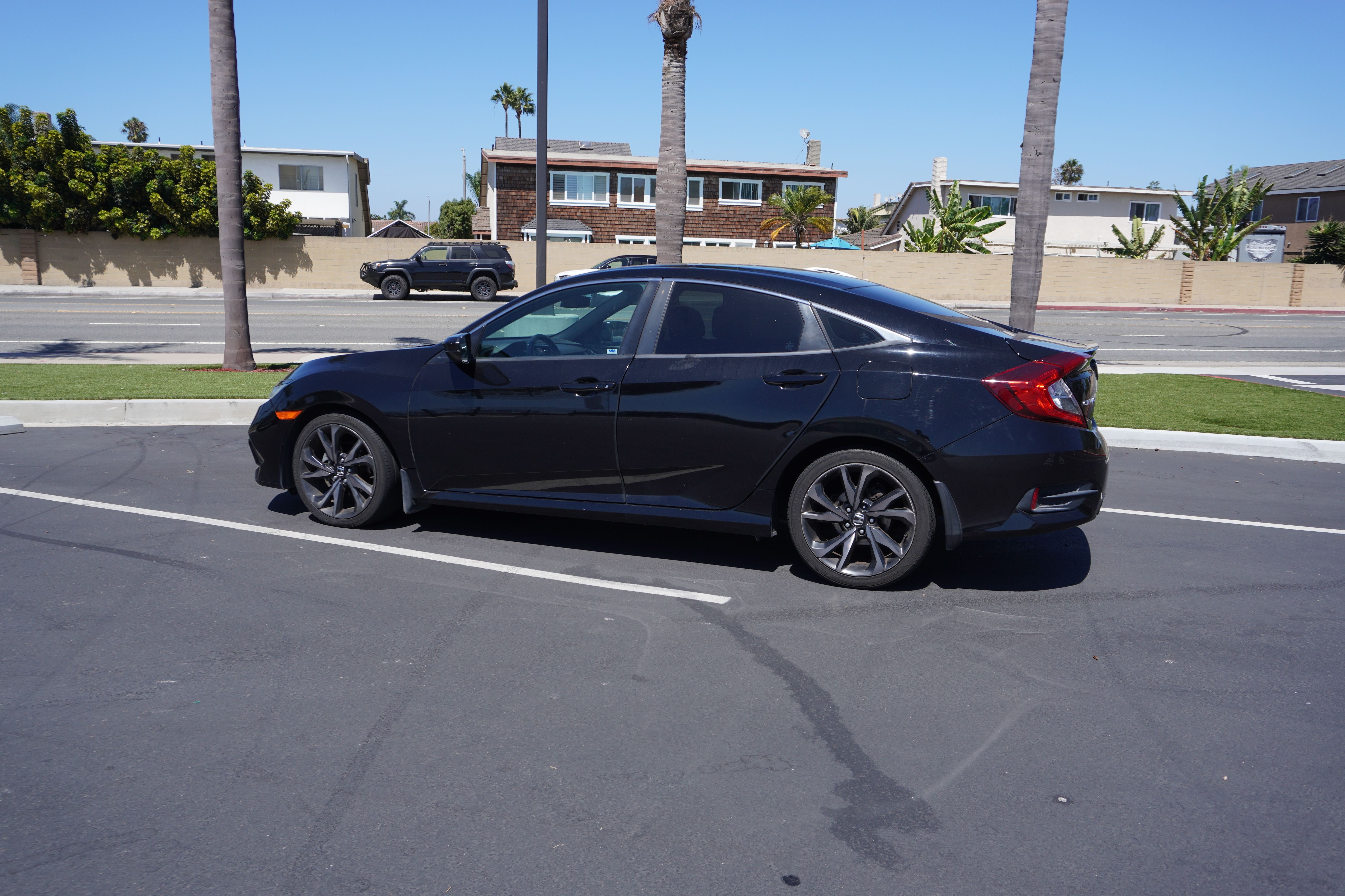 Used 2019 Honda Civic Sport image 2