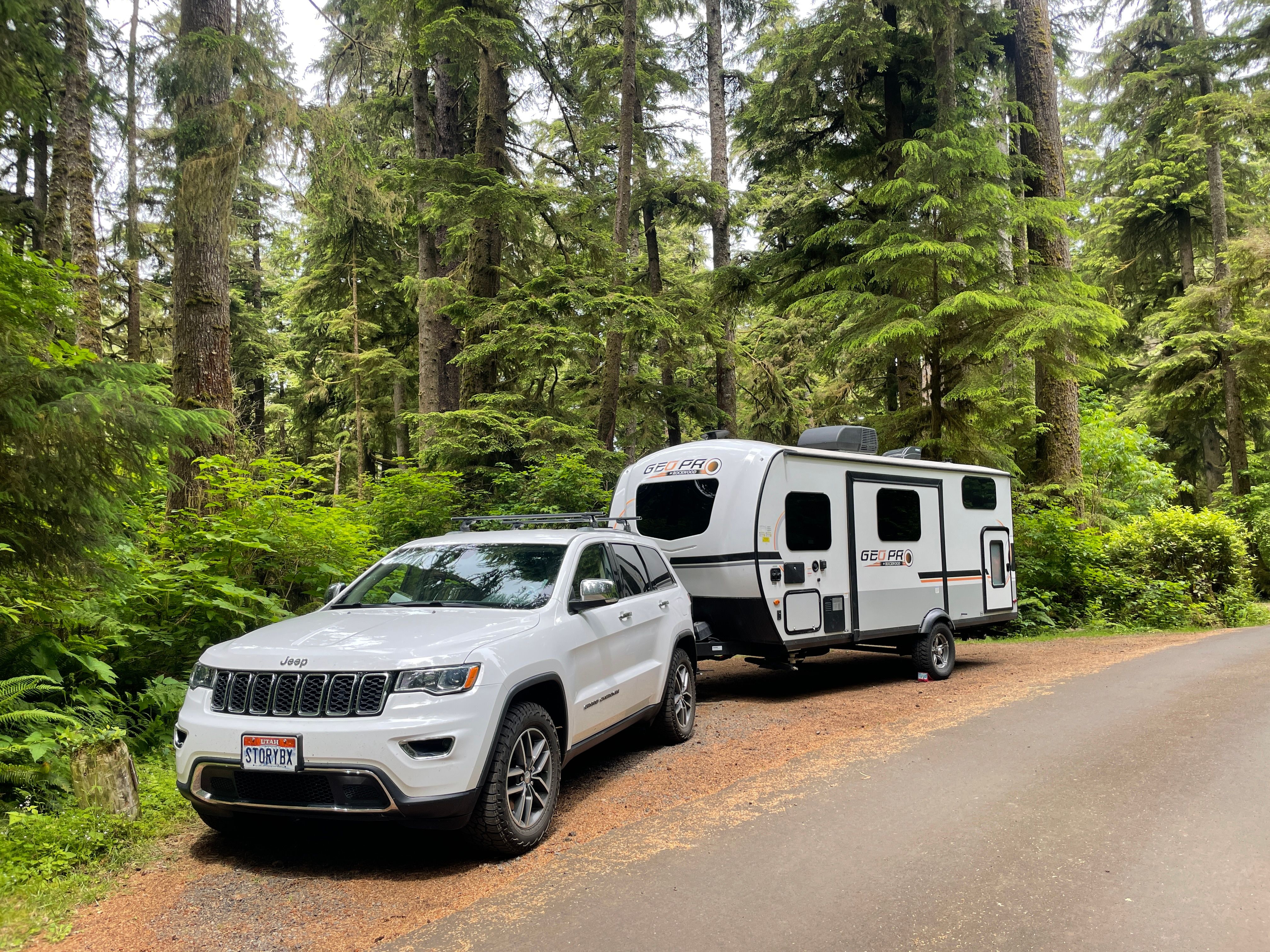 Used 2018 Jeep Grand Cherokee Limited w/ Trailer Tow Group IV AWD/4WD image 4