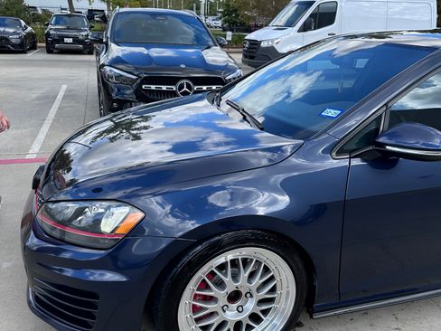 Used 2017 Volkswagen GTI Autobahn FWD image 13