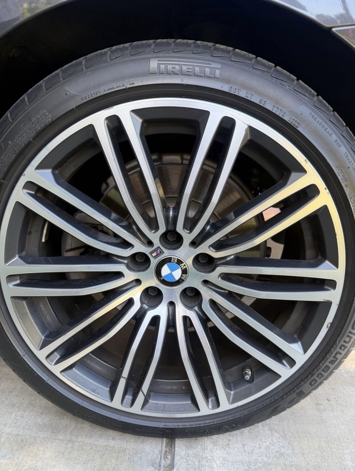 Used 2020 BMW 530i w/ M Sport Package RWD image 14