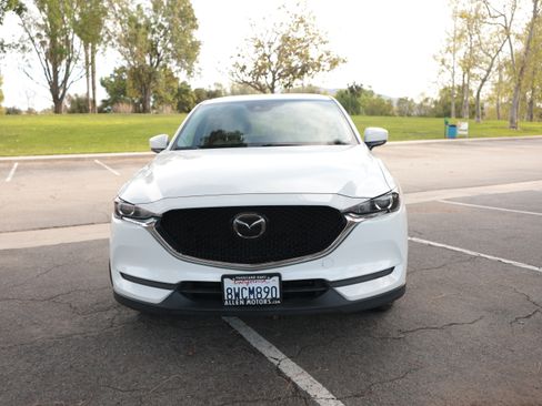 Used 2021 MAZDA CX-5 Touring image 12