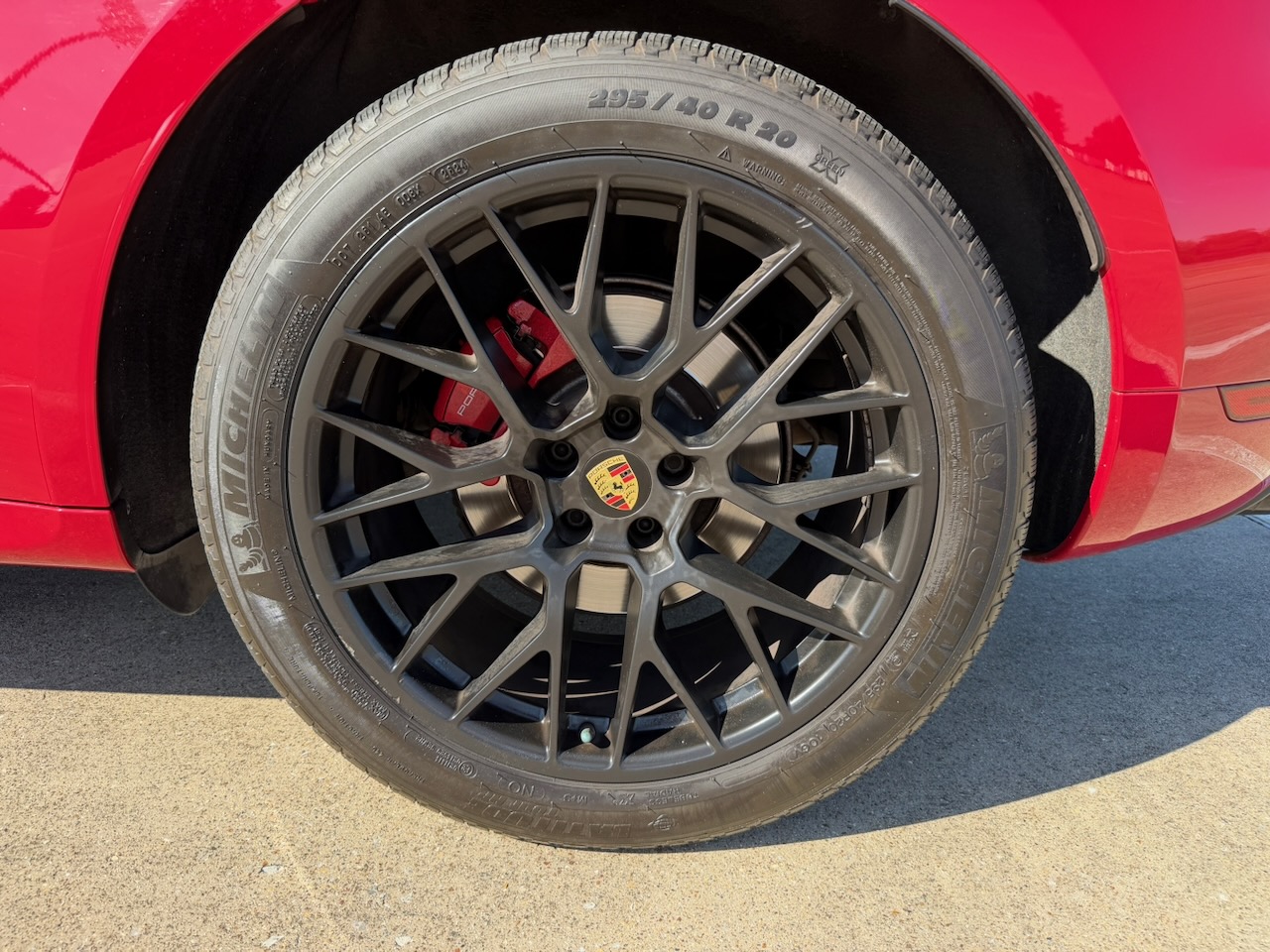 Used 2017 Porsche Macan GTS AWD/4WD image 28