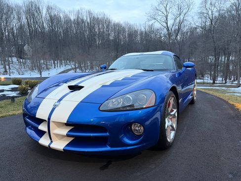 Used 2010 Dodge Viper SRT-10 w/ Protection Group image 1