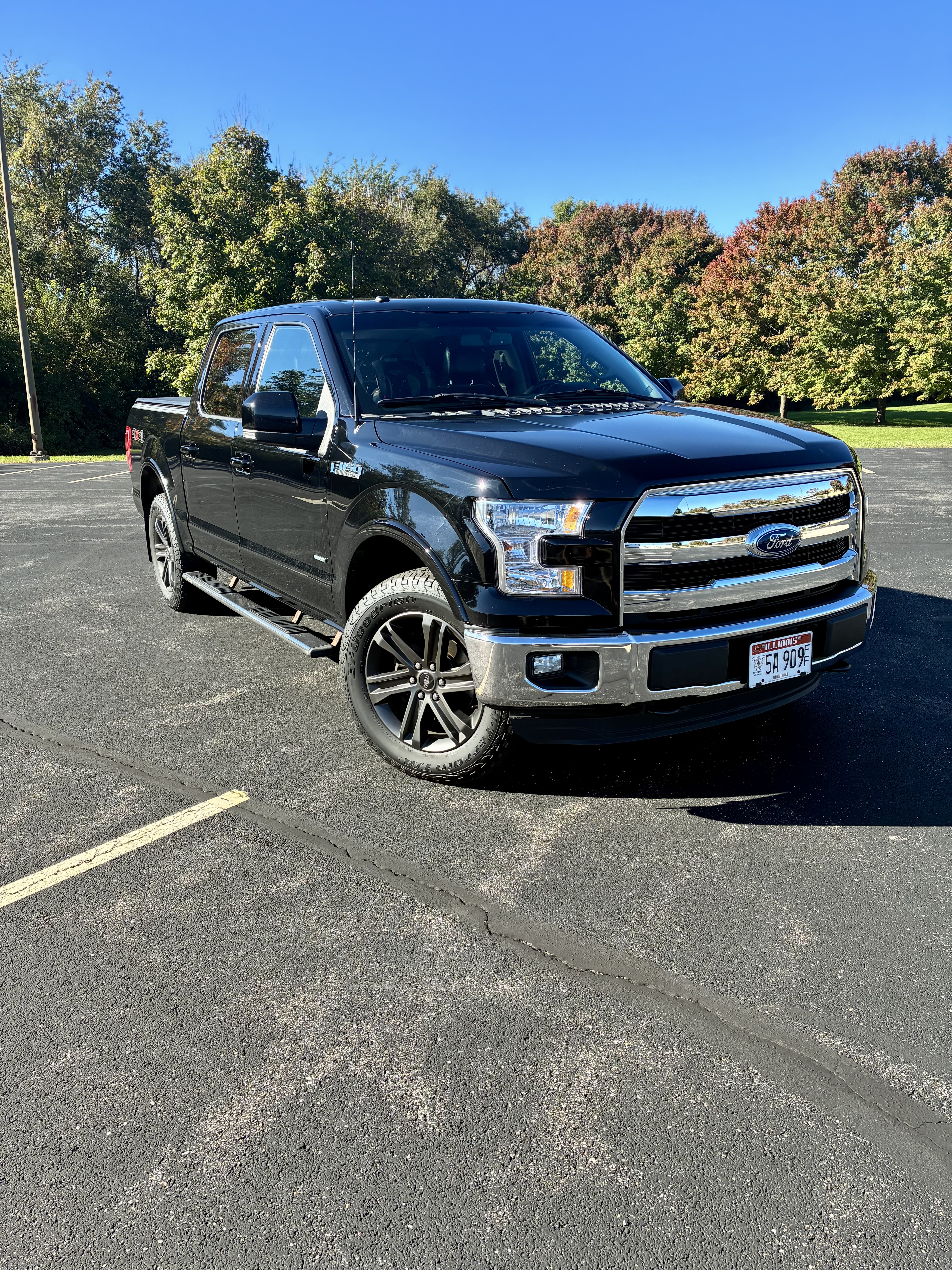 Used 2016 Ford F150 Lariat w/ Equipment Group 501A Mid AWD/4WD image 16