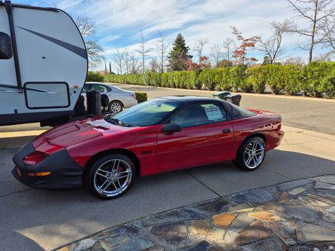Used 1994 Chevrolet Camaro Z28 image 4