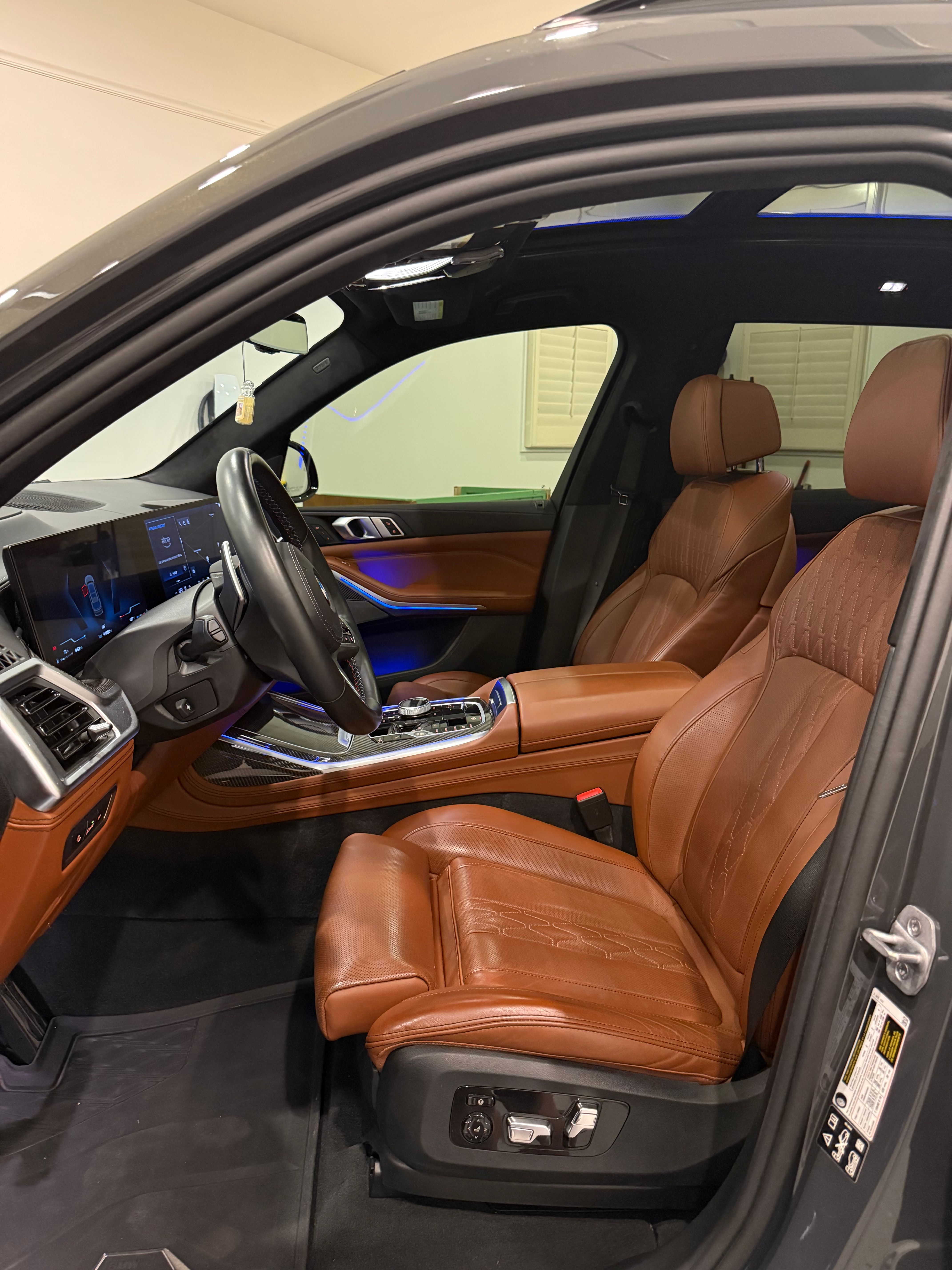 Used 2024 BMW X7 M60i w/ Executive Package AWD/4WD image 8