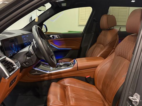 Used 2024 BMW X7 M60i w/ Executive Package AWD/4WD image 8