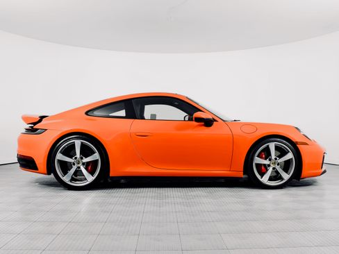 Used 2020 Porsche 911 Carrera S image 16