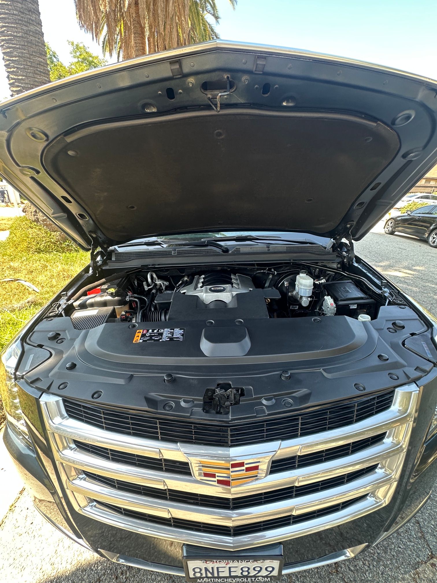 Used 2019 Cadillac Escalade ESV Premium Luxury AWD/4WD image 6