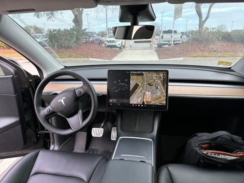 Used 2021 Tesla Model Y Performance AWD/4WD image 10