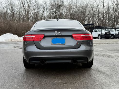 Used 2017 Jaguar XE R-Sport image 5