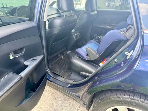 Used 2015 Toyota Venza XLE image 8