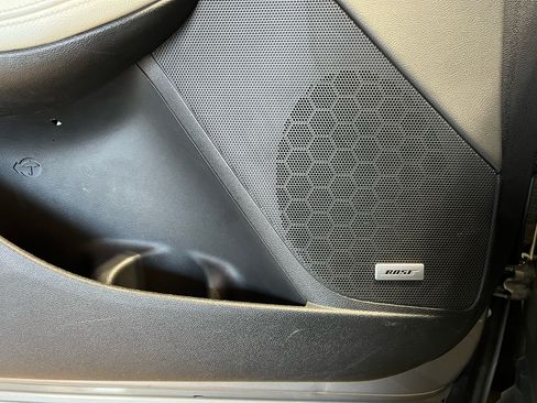 Used 2019 Chevrolet Impala Premier w/ Premier Confidence Package image 32