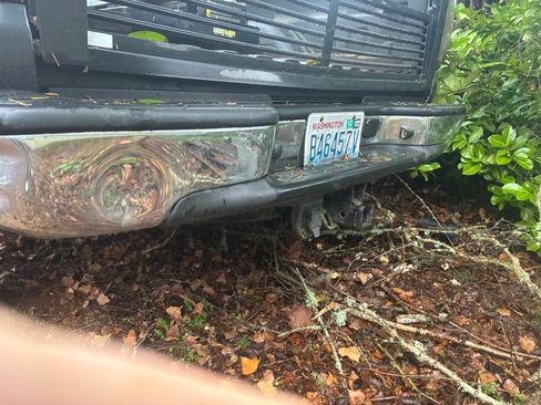 Used 2004 Chevrolet Silverado 2500 LS w/ Heavy-Duty Power Package image 12