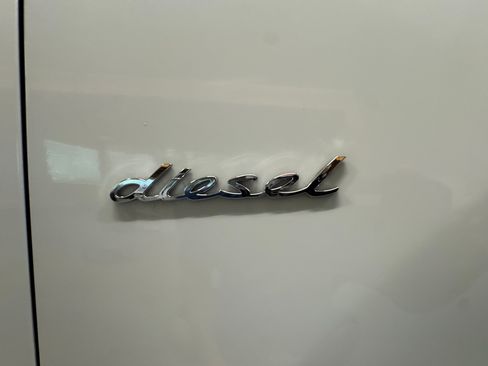 Used 2013 Porsche Cayenne Diesel AWD/4WD image 11