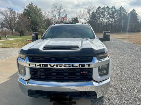 Used 2020 Chevrolet Silverado 3500 W/T w/ WT Convenience Package image 4