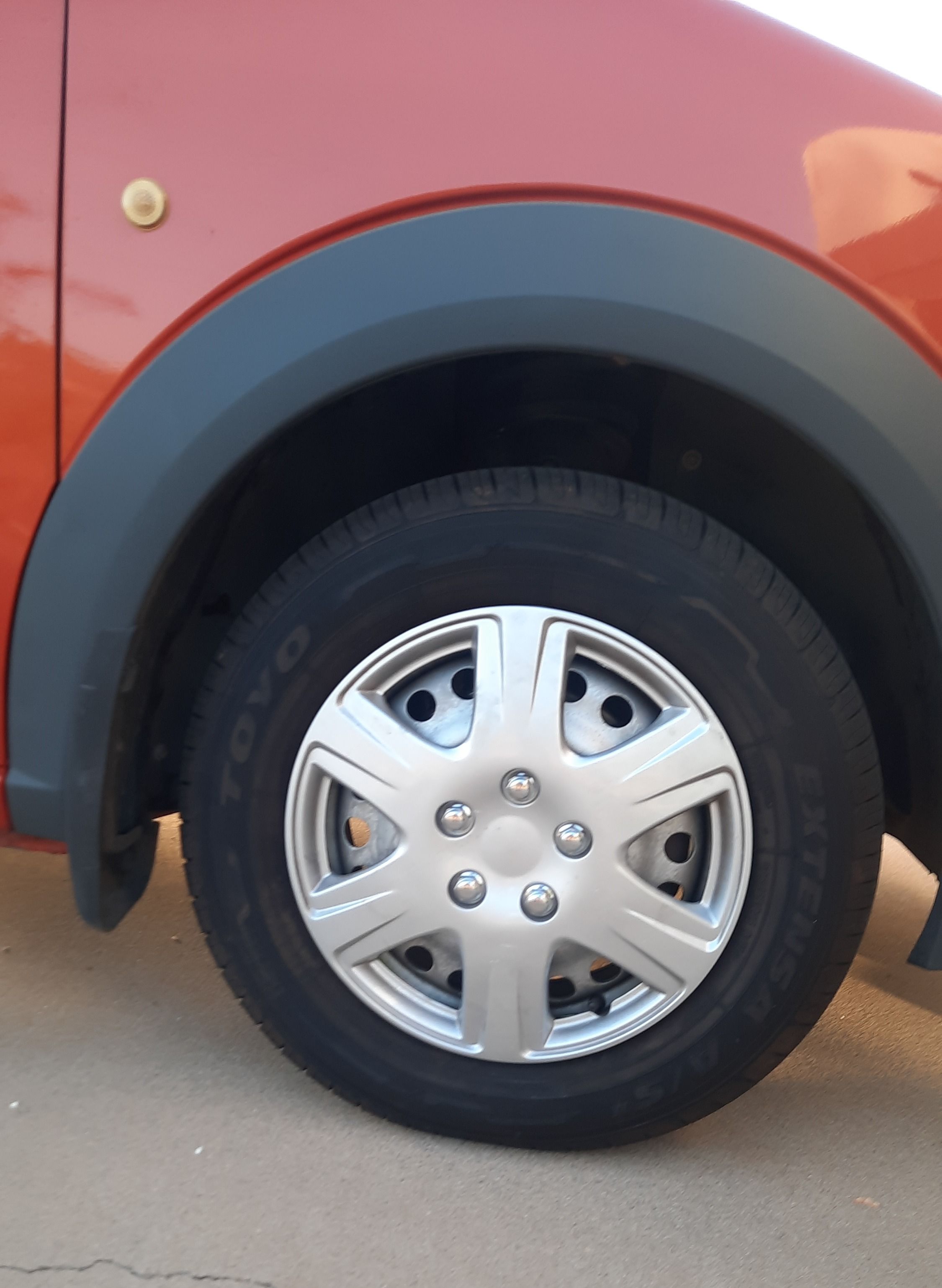 Used 2013 Ford Transit Connect XLT Premium FWD image 12