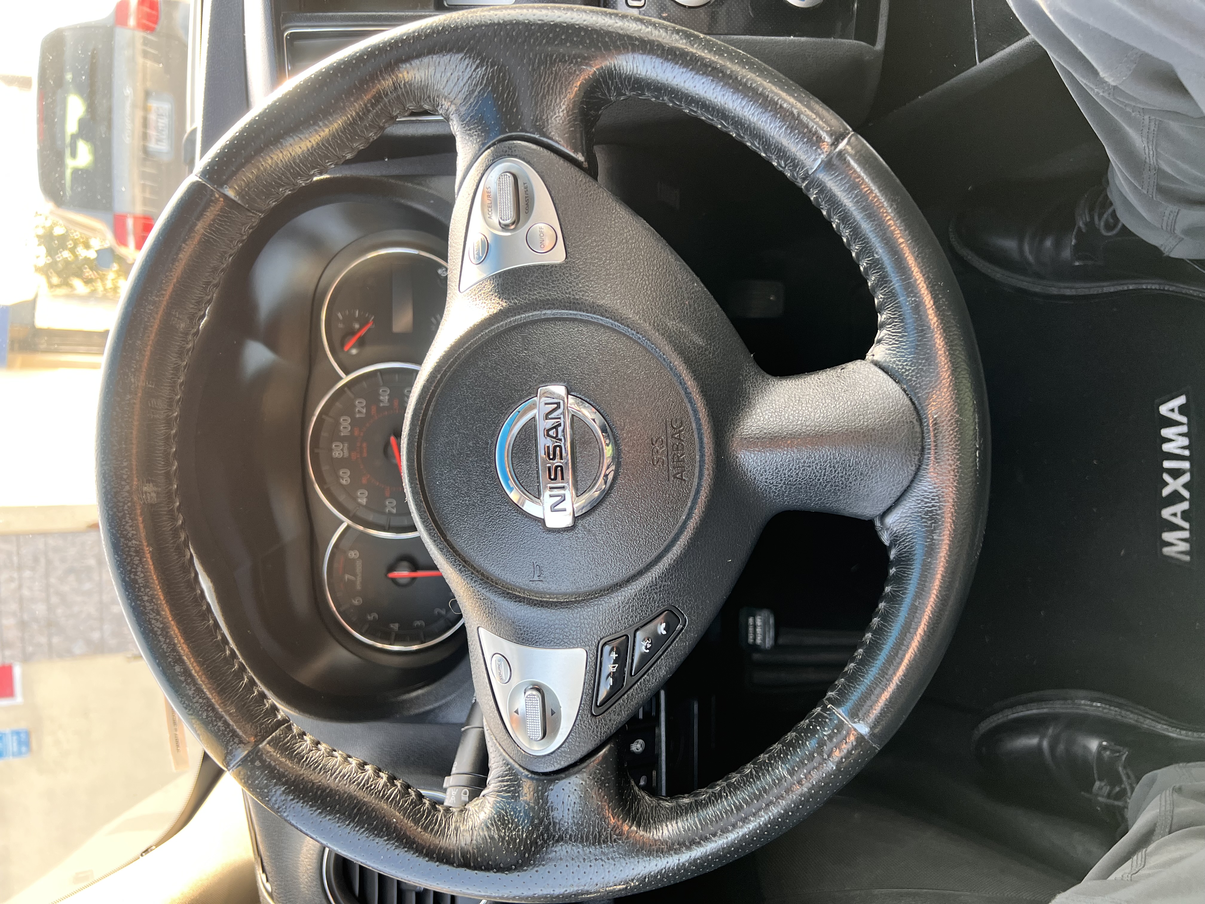 Used 2010 Nissan Maxima 3.5 SV w/ Monitor Pkg FWD image 12
