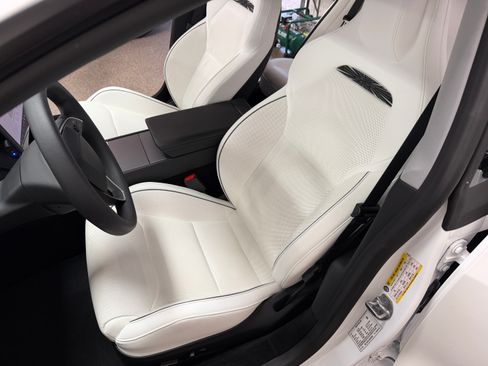 Used 2025 Tesla Model 3 Performance image 24