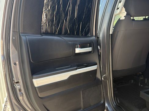 Used 2018 Toyota Tundra SR5 w/ TRD Off Road Package AWD/4WD image 17
