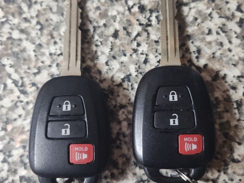 Used 2014 Scion iQ image 18