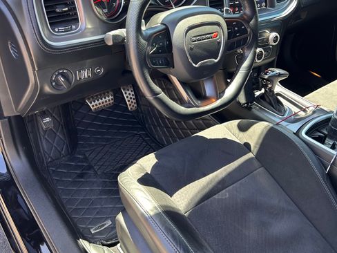 Used 2021 Dodge Charger Scat Pack RWD image 9