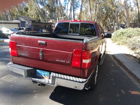Used 2006 Lincoln Mark LT 2WD image 20