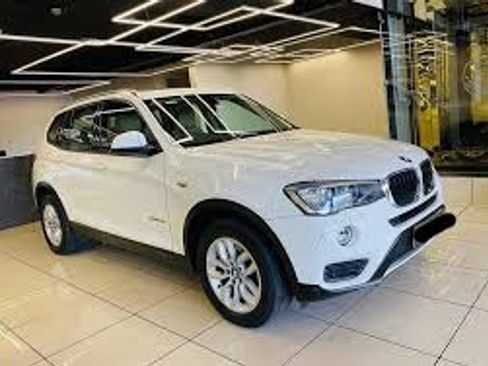 Used 2017 BMW X3 xDrive28i image 2
