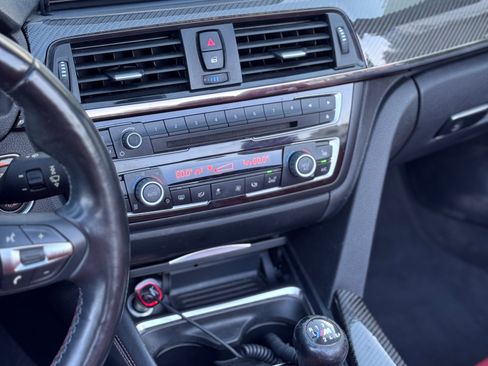 Used 2015 BMW M4 Convertible image 15