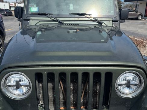 Used 2006 Jeep Wrangler X w/ Jeep 65th Anniversary Edition image 2