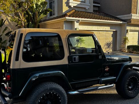Used 1997 Jeep Wrangler Sahara image 8