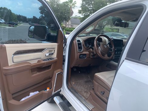 Used 2021 RAM 3500 Laramie AWD/4WD image 28