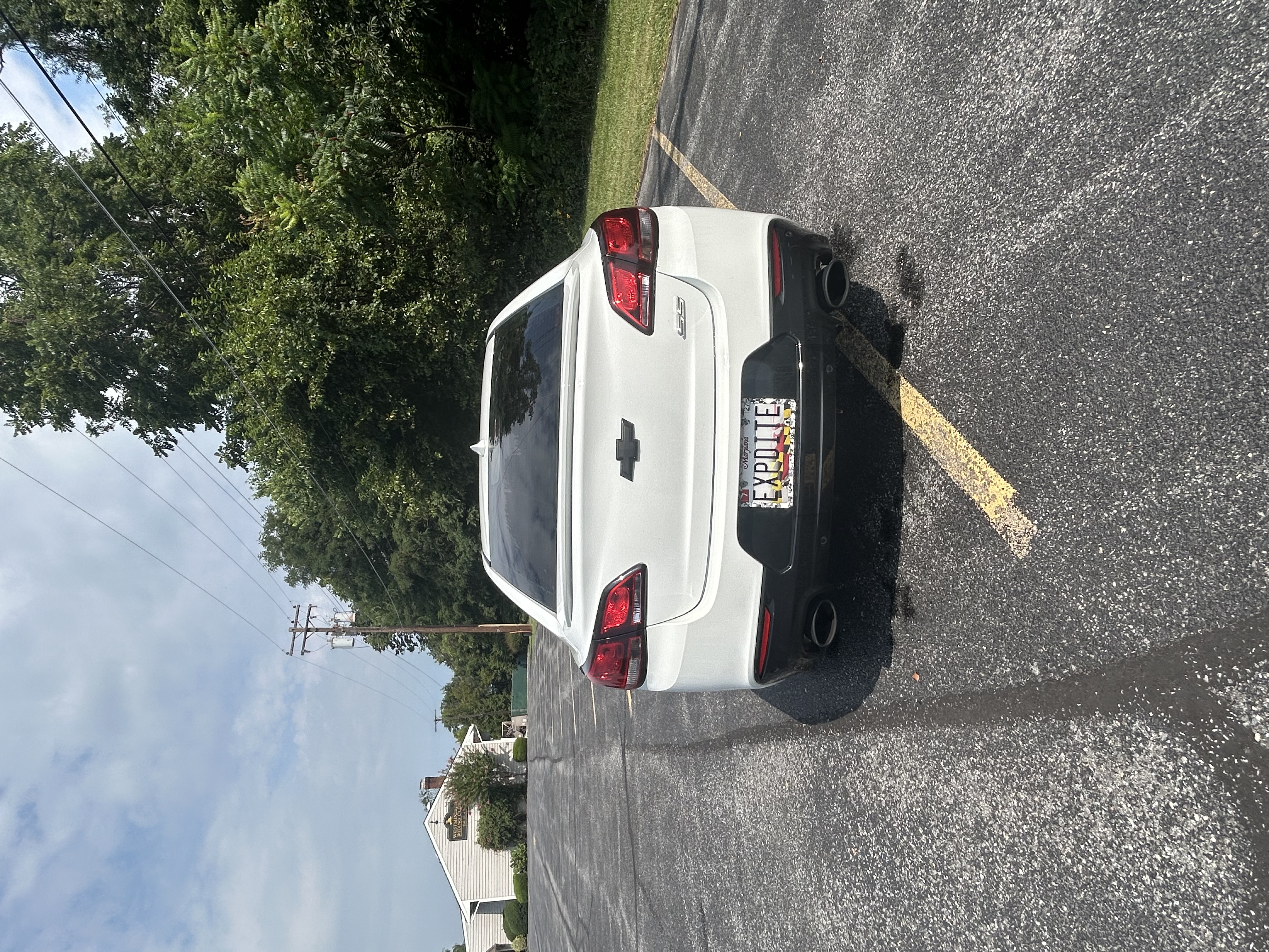 Used 2017 Chevrolet SS RWD image 9
