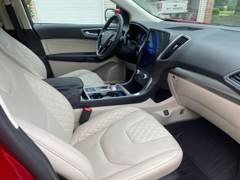 Used 2024 Ford Edge Titanium w/ Titanium Elite Package AWD/4WD image 14