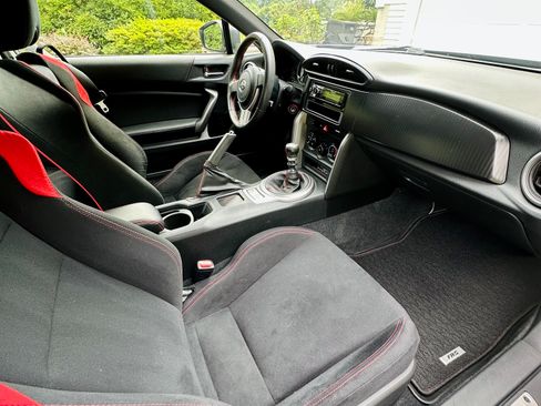 Used 2013 Scion FR-S RWD image 13