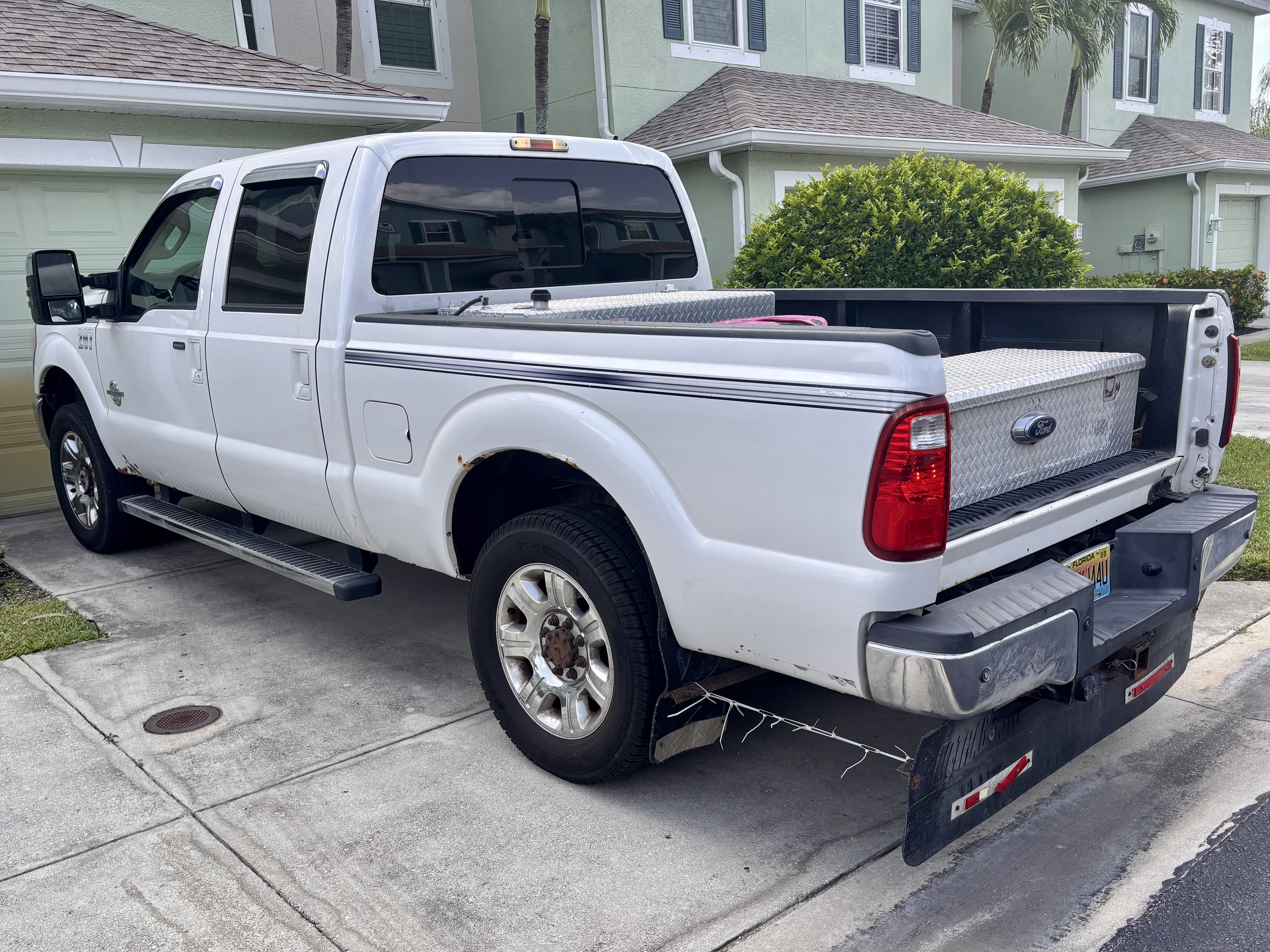 Used 2015 Ford F250 Lariat w/ Lariat Ultimate Package AWD/4WD image 17