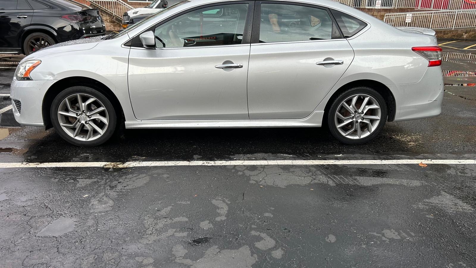 Used 2013 Nissan Sentra SR w/ Driver Pkg FWD image 1