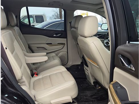 Used 2018 GMC Acadia Denali w/ Technology Package image 13