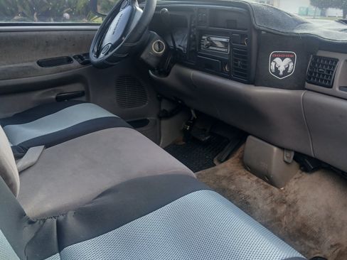 Used 1994 Dodge Ram 1500 Truck 2WD Regular Cab image 14