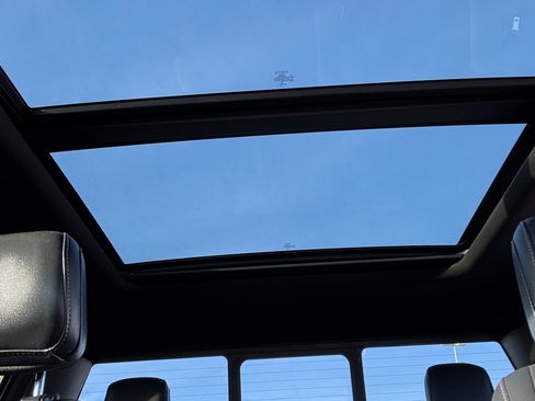 Used 2021 Ford F150 Lariat image 16